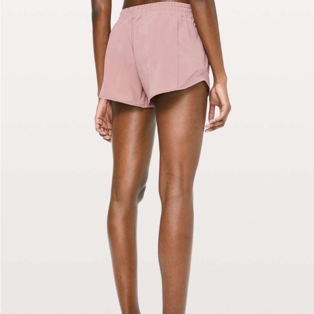 Lululemon Hotty Hot Short‎ II *Long 4" Copper Coil
 Size 4